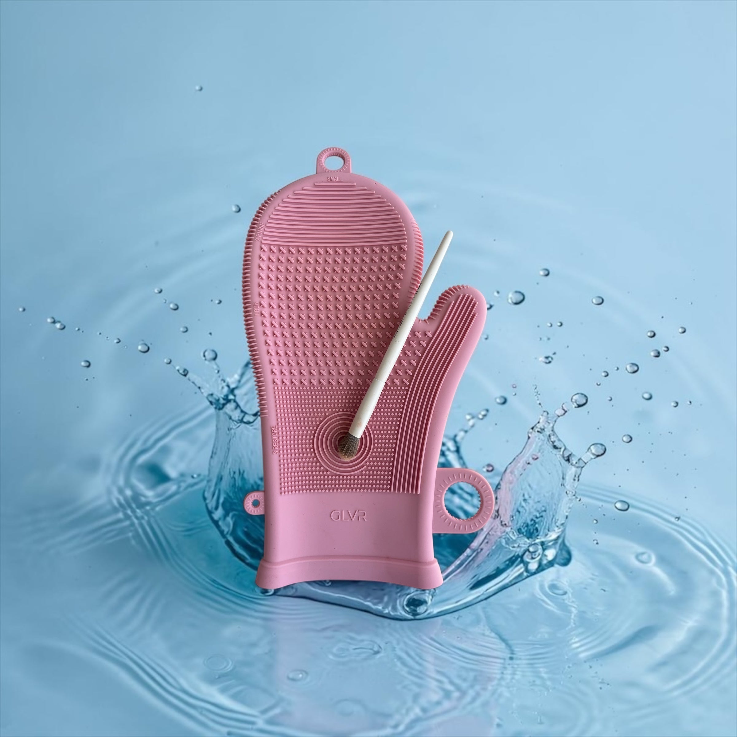 Silicone makeup brush cleaner - A Sweet Flush of Blush