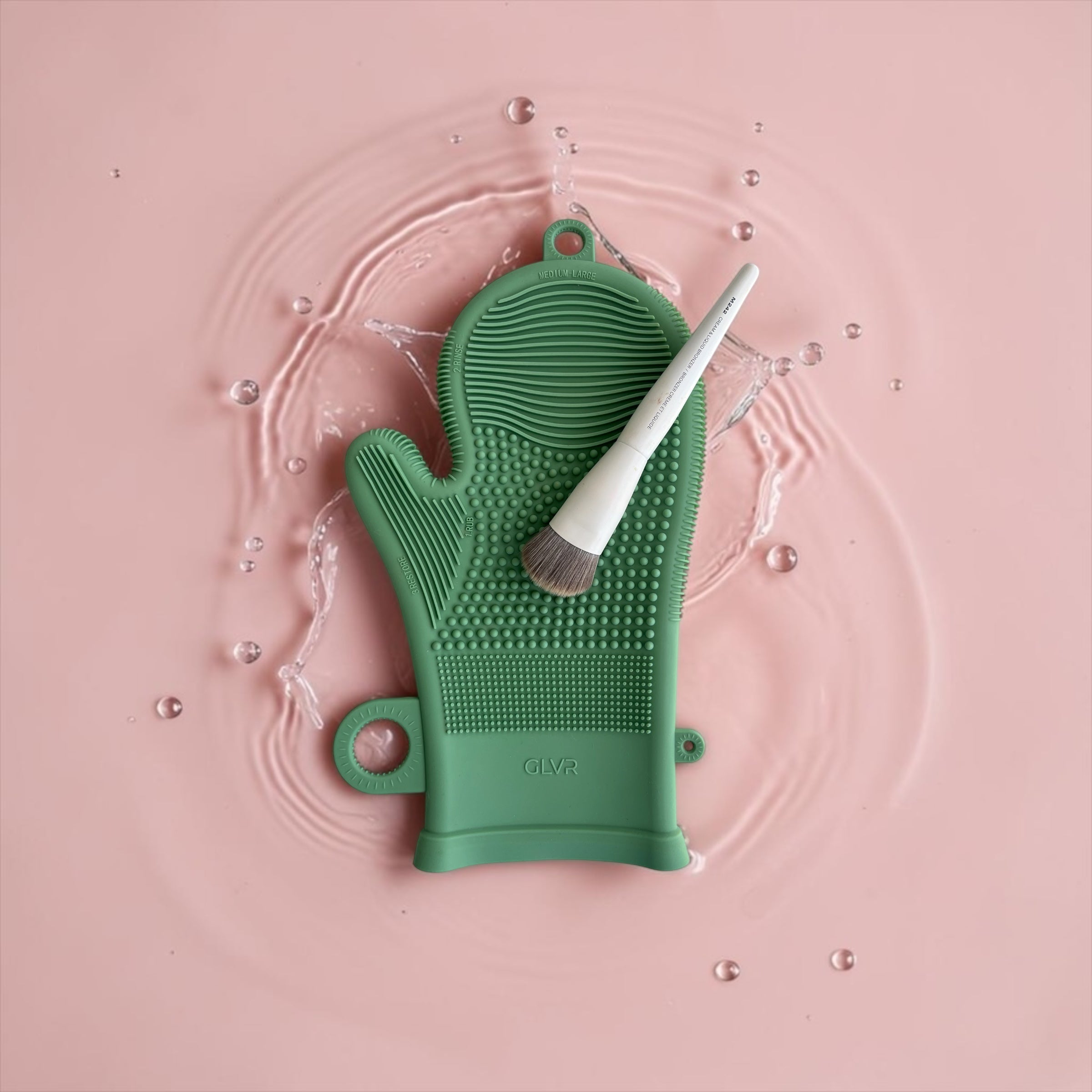 Silicone makeup brush cleaner - Ethereal Green